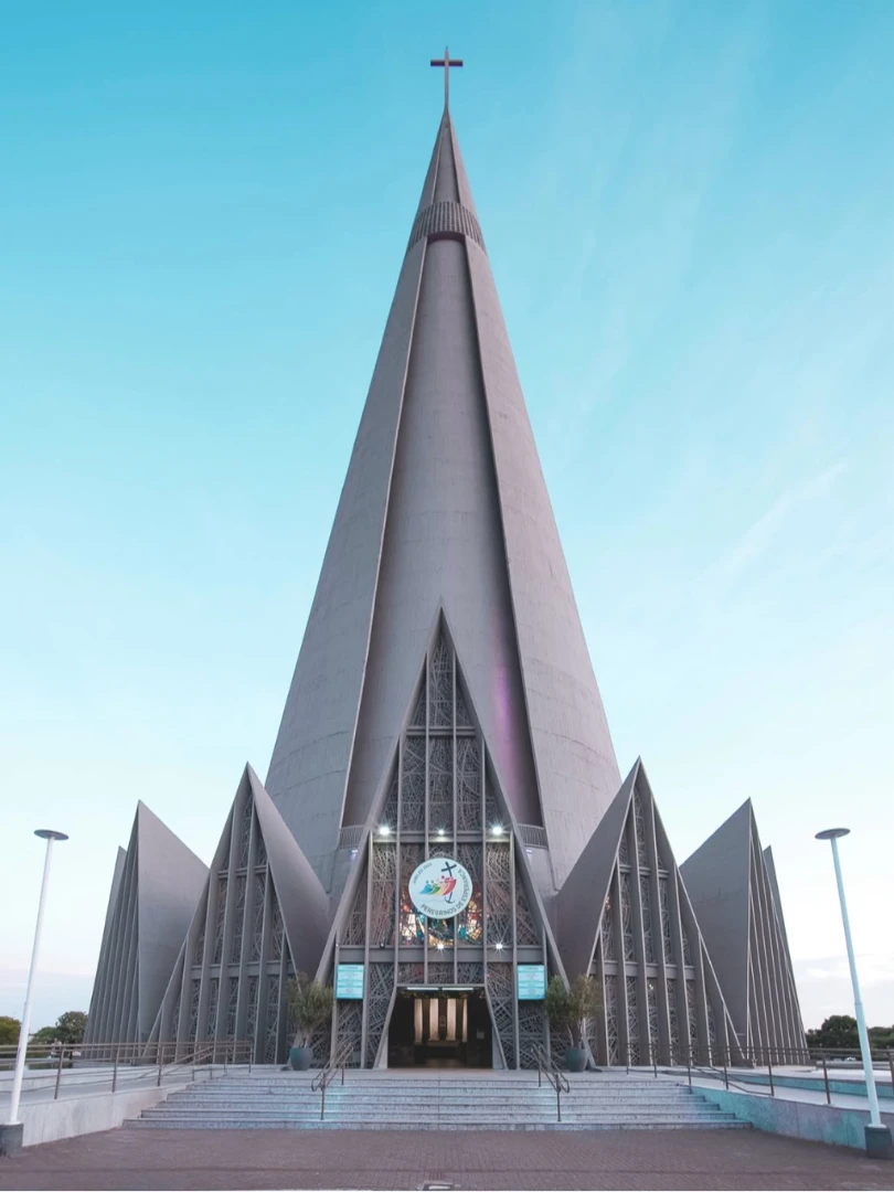 Cartão-postal de Maringá, a Catedral segue como um dos símbolos mais marcantes da nossa cidade. 25/09/2026
