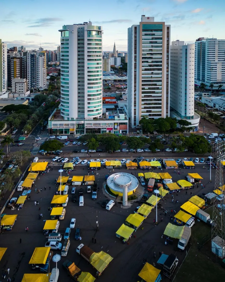 Feira do Produtor que acontece no estacionamento da Vila Olímpica. 10/08/2022
